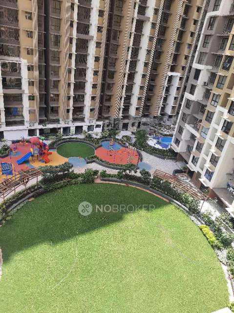 1 BHK Flat In Chandak Nishchay For Sale  In Dahisar East