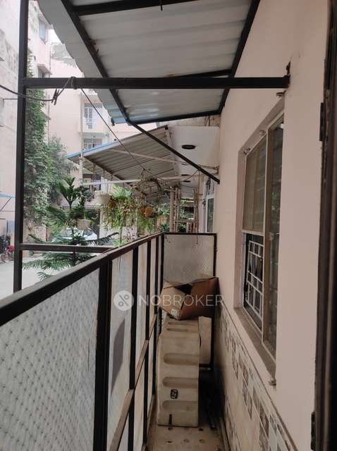 2 BHK Flat In Dda Flats  For Sale  In Bakkarwala