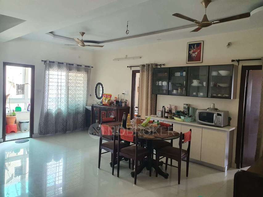 3 BHK Flat In Suryaprakash Apartment , Prakash Nagar, Begumpet For Sale  In Surya Prakash Apartment