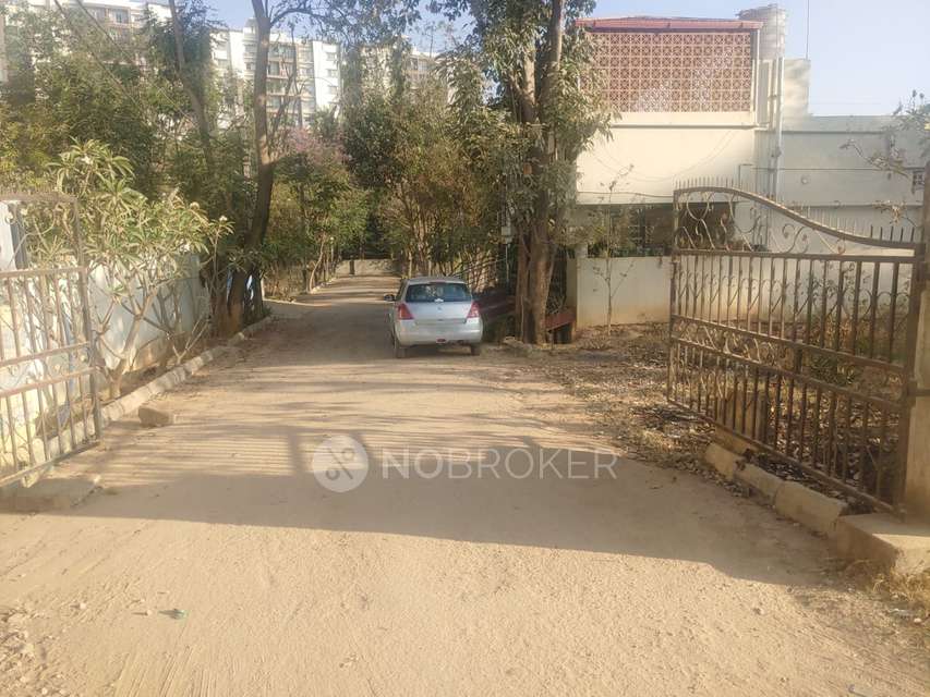 Plot For Sale  In Viswadhama Layout In Bollineni Silas