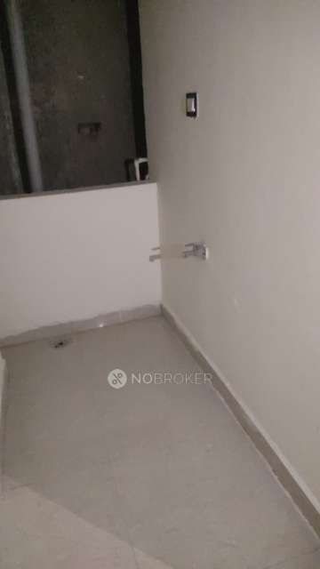 2 BHK Flat In Apartment For Sale  In Toli Chowki