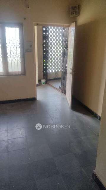 2 BHK Flat In Apartment For Sale  In Toli Chowki