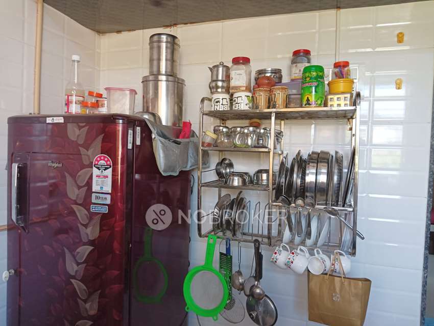 1 BHK Flat For Sale  In Khemani Industry Area