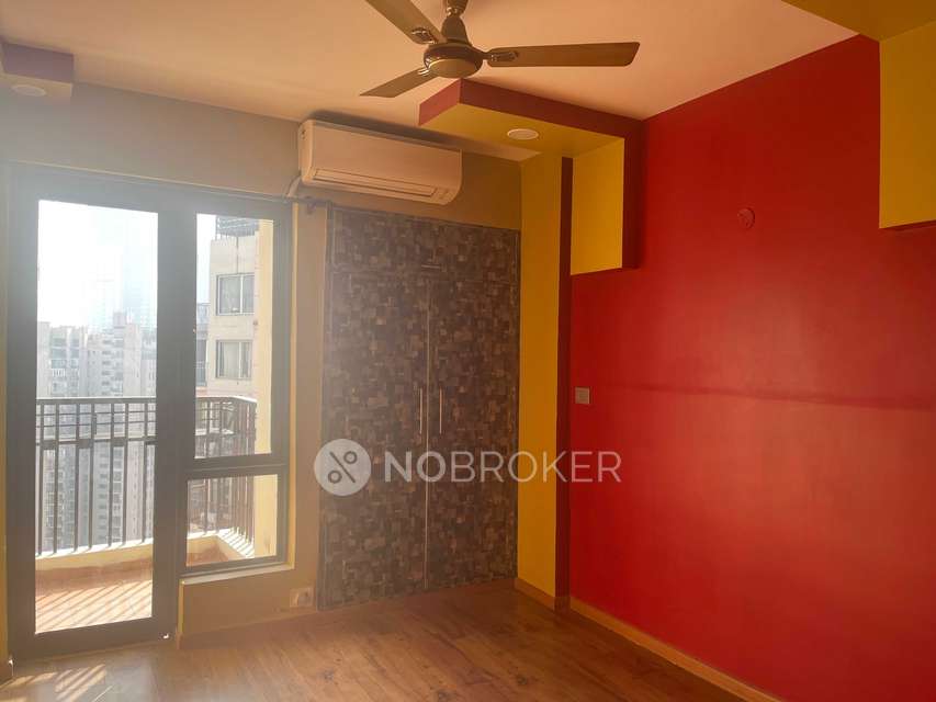 2 BHK Flat In Logix Blossom County 2 for Rent  In Logix Blossom County