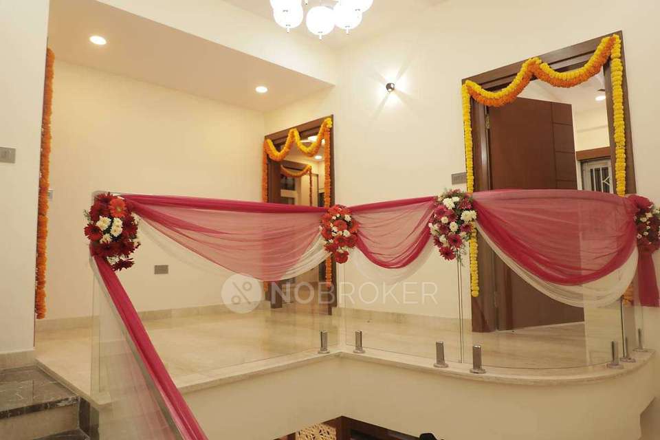 4 BHK Flat In 42 Shiva Nilaya for Rent  In Xqp4+38j, Maithri Layout, Kadugodi, Bengaluru, Karnataka 560066, India