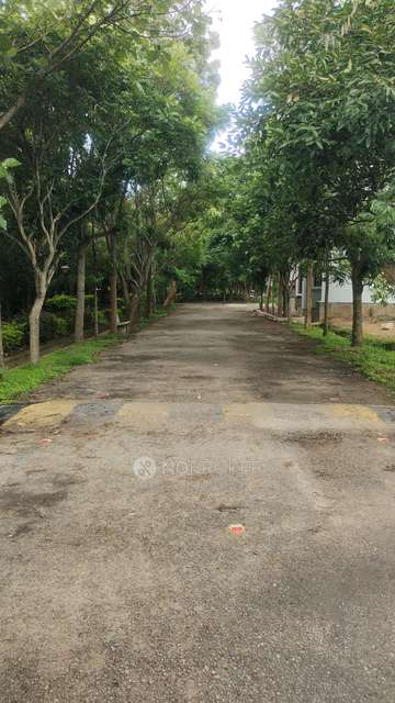 Plot For Sale  In Vakeel Townscape In Jigni- Boomasandra