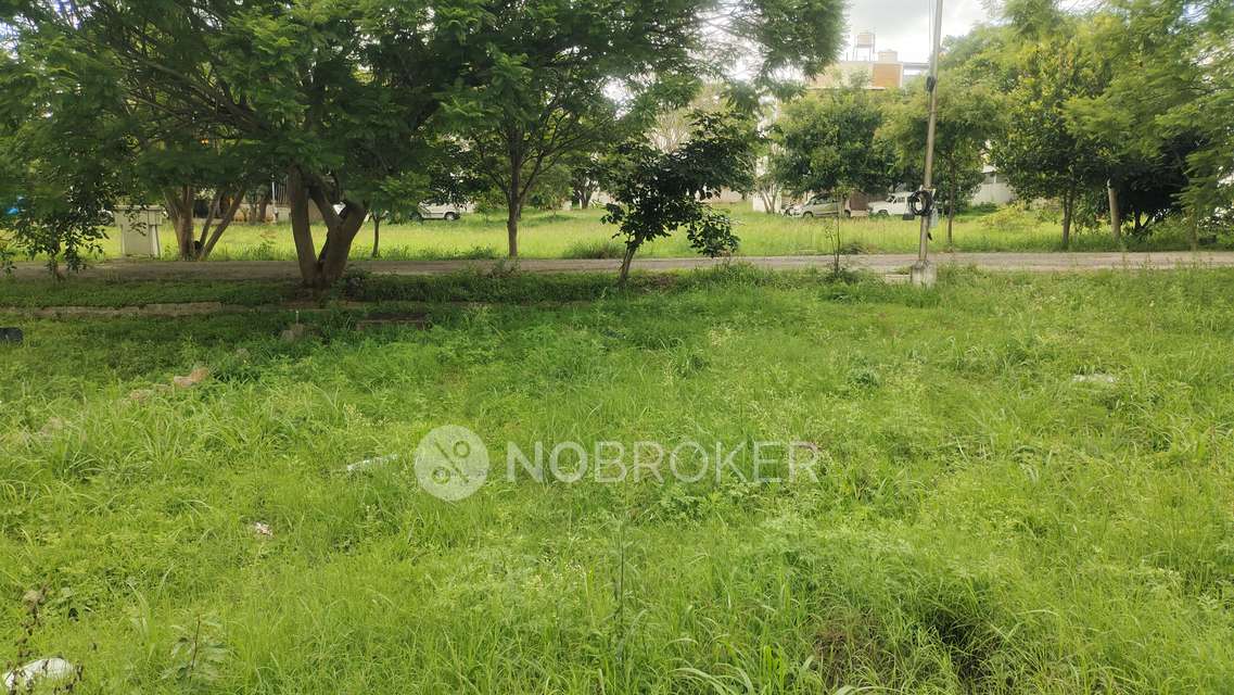 Plot For Sale  In Vakeel Townscape In Jigni- Boomasandra