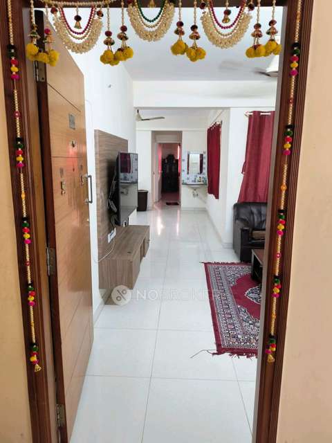 2 BHK Flat In Pavani Sarovar Phase Ii For Sale  In Nallurahalli