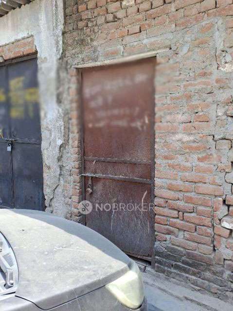 Godown/Warehouse in Mayur Vihar Phase Iii, Delhi for Rent 