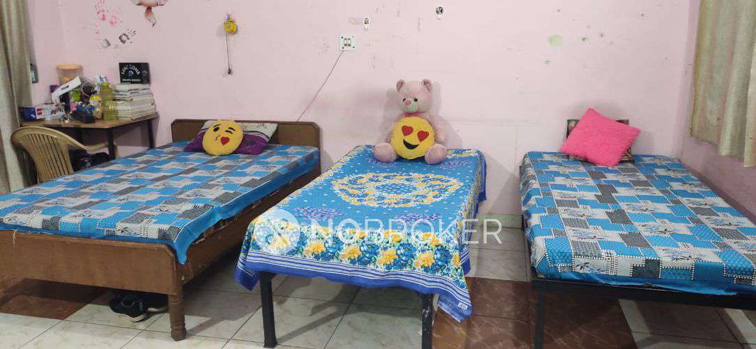 PG for Girls in Sector 132