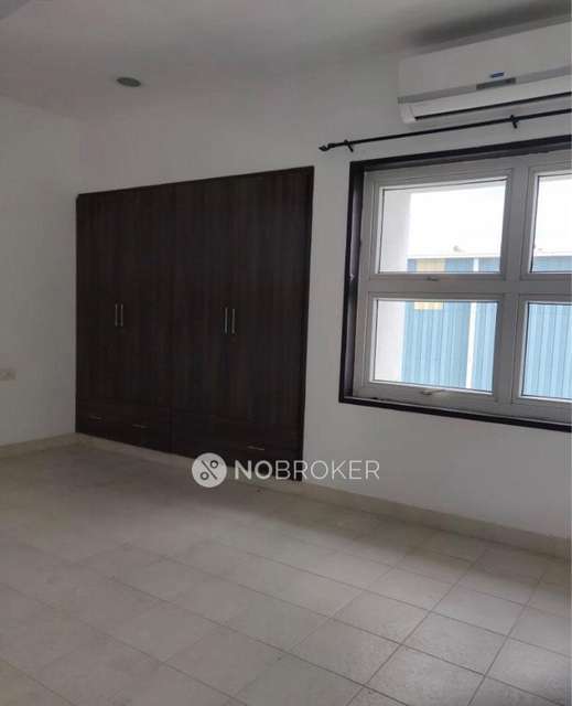 4 BHK Flat In Vishranti Sabari Mondrain For Sale  In Sholinganallur