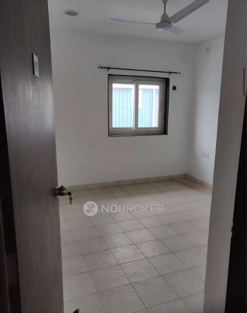 4 BHK Flat In Vishranti Sabari Mondrain For Sale  In Sholinganallur