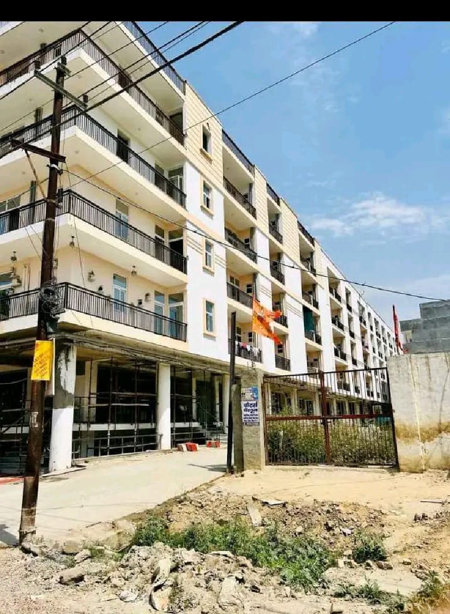 Ambesten Twin Corsage