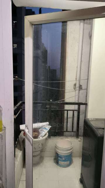 2 BHK Flat In Oasis Venetia Heights For Sale  In Surajpur