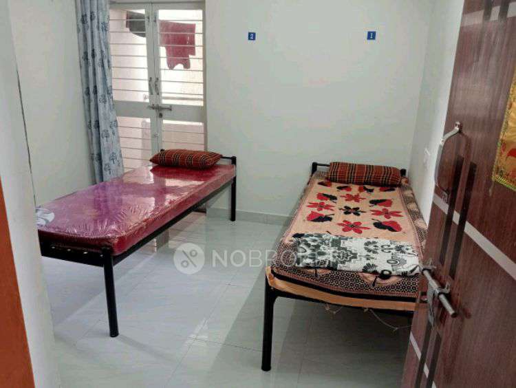 PG for Girls in Mahalunge