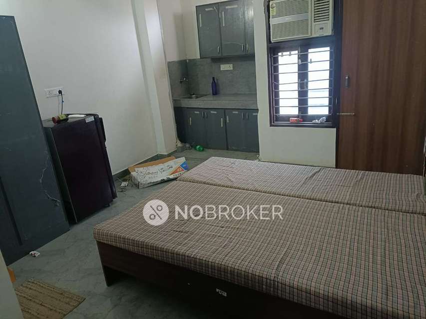 1 BHK House for Rent  In Sector 72a,