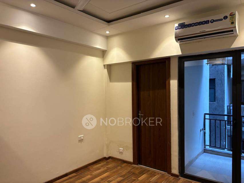 2 BHK Flat In Suncity Vatsal Valley for Rent  In Sector 2