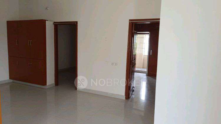 2 BHK House for Rent  In Lucky Restaurant