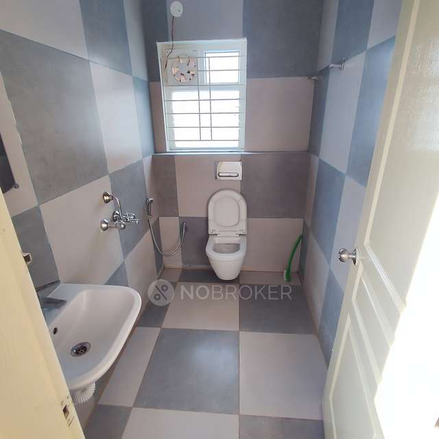 2 BHK Flat In Seed Loyal Casa For Sale  In Puppalguda 