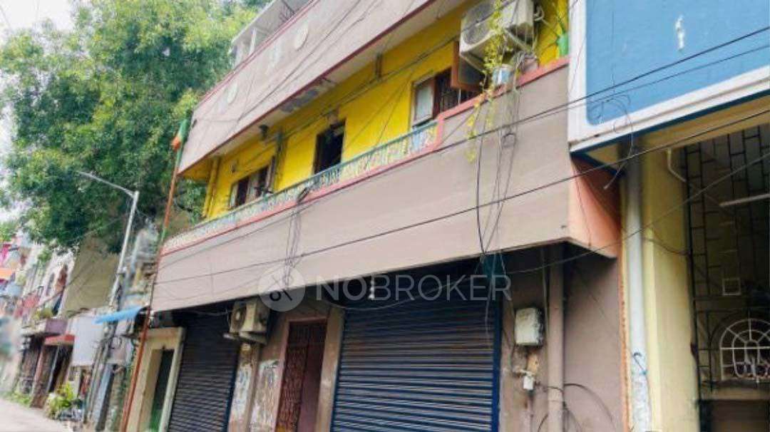 4+ BHK Flat For Sale  In Choolai