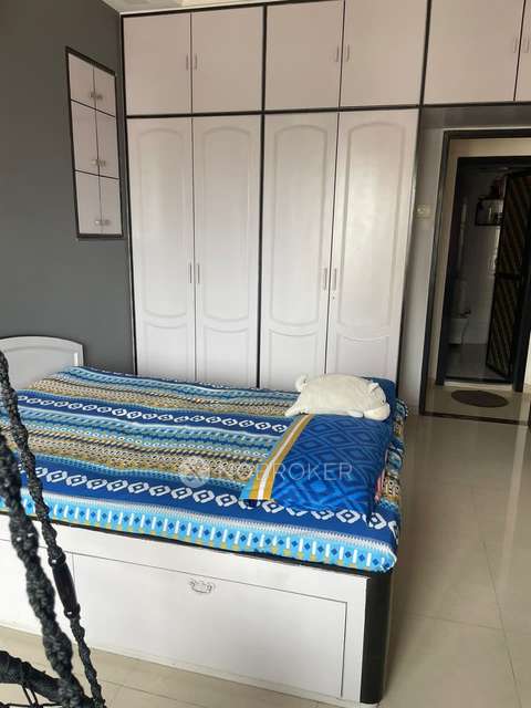 2 BHK Flat In Siddhesh Jyoti Tower For Sale  In Grant Road East