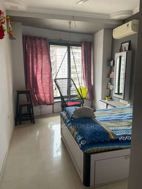 2 BHK Flat In Siddhesh Jyoti Tower For Sale  In Grant Road East
