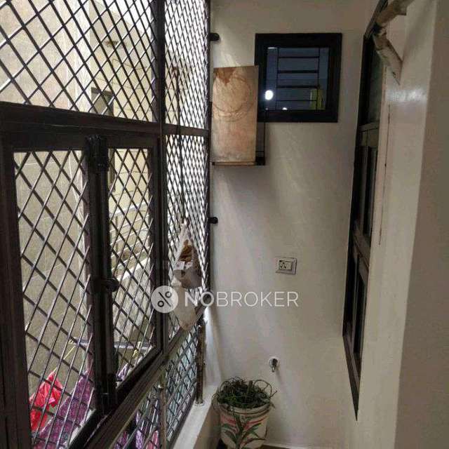 3 BHK Flat In Aashirwaad Apartment For Sale  In Uttam Nagar