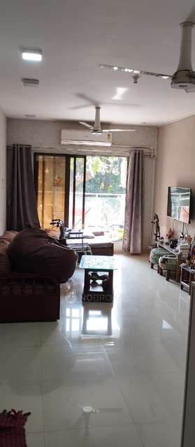 2 BHK Flat In Laxmi Chaya For Sale  In Santacruz &#40;west&#41;