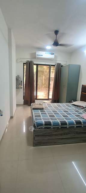 2 BHK Flat In Laxmi Chaya For Sale  In Santacruz &#40;west&#41;