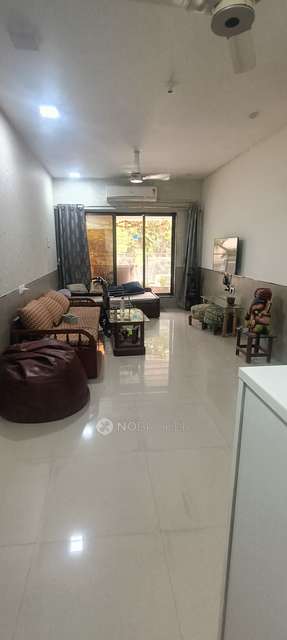 2 BHK Flat In Laxmi Chaya For Sale  In Santacruz &#40;west&#41;