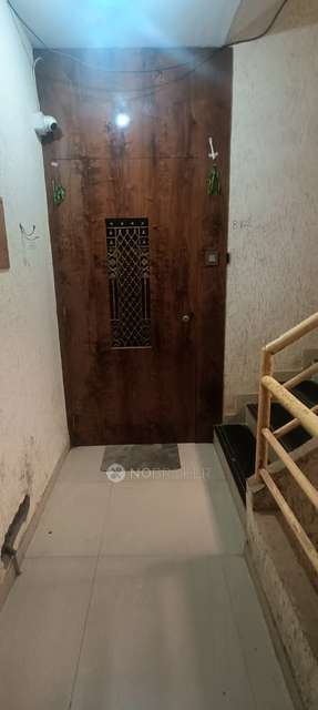 2 BHK Flat In Laxmi Chaya For Sale  In Santacruz &#40;west&#41;