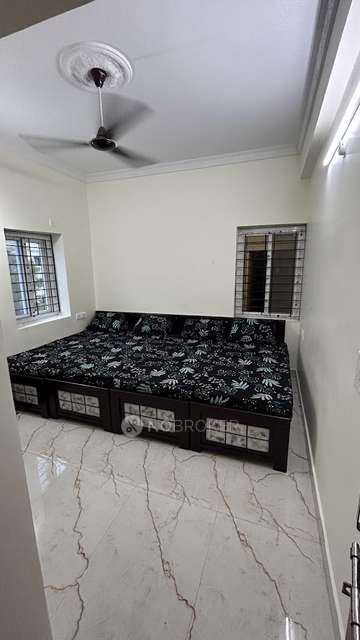 PG for Girls in Gowlidoddy