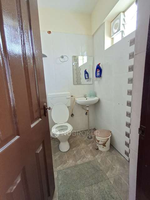 3 BHK Flat In Balaji Sunrise For Sale  In Amrutahalli