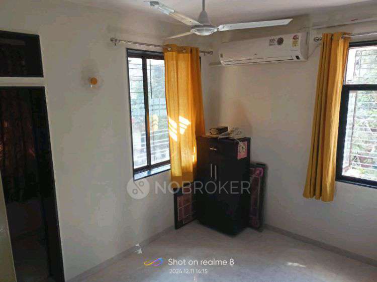 1 BHK Flat In Vijayalaxmi Chs For Sale  In  Mulund East