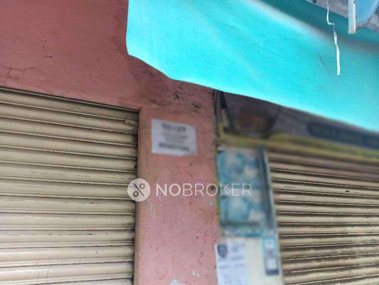 1 BHK Flat In Standline Building for Rent  In Begumpet