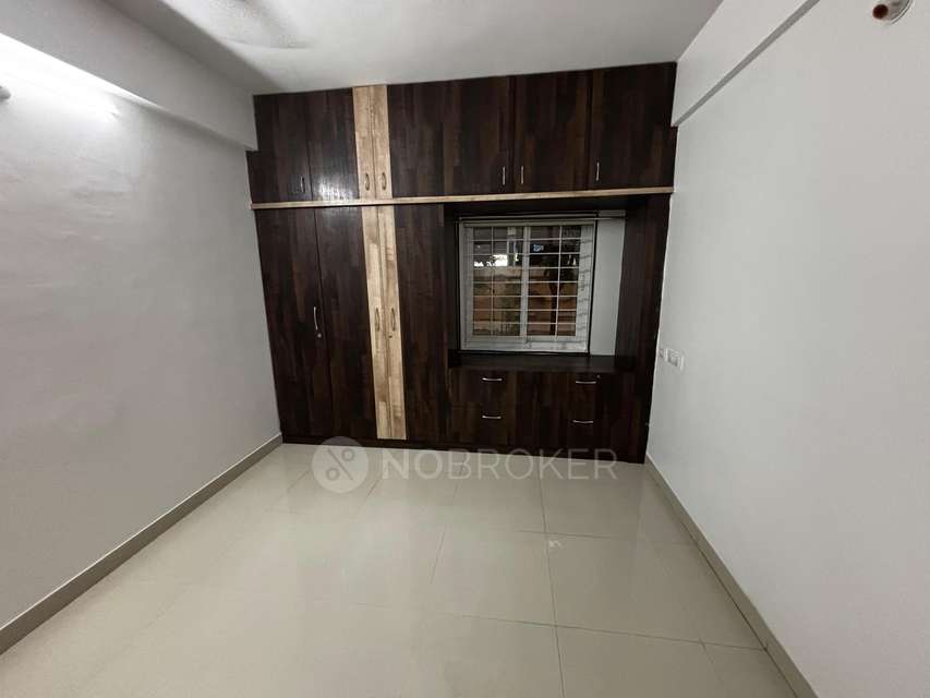 2 BHK Flat In Trishala Luxor Apartments, Kondapur For Sale  In Kondapur