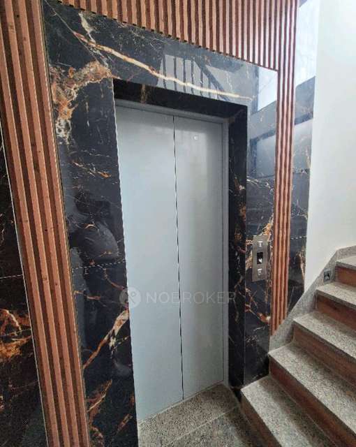 3 BHK Flat For Sale  In Sushant Lok 1 Sec. 28