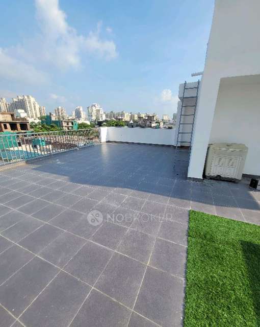 3 BHK Flat For Sale  In Sushant Lok 1 Sec. 28