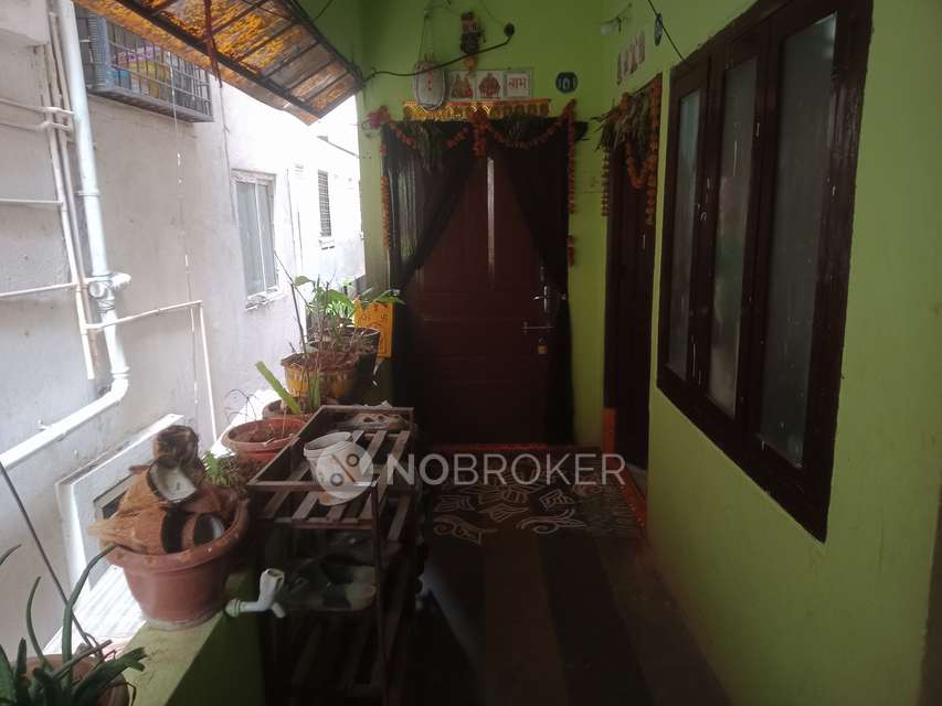 1 BHK Flat In Sri Kanakadurga Nilayam For Sale  In Borabanda