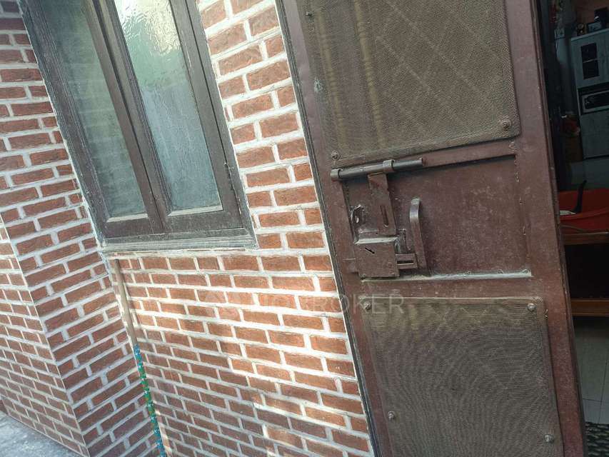 2 BHK Flat In Standlone Building For Sale  In Shahberi