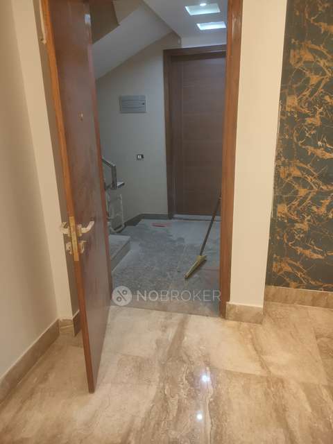 3 BHK Flat In Maruti Campitent For Sale  In Mehrauli