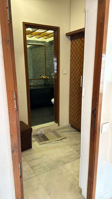 4+ BHK Flat In Kumar Castle  For Sale  In Pune Cantonment