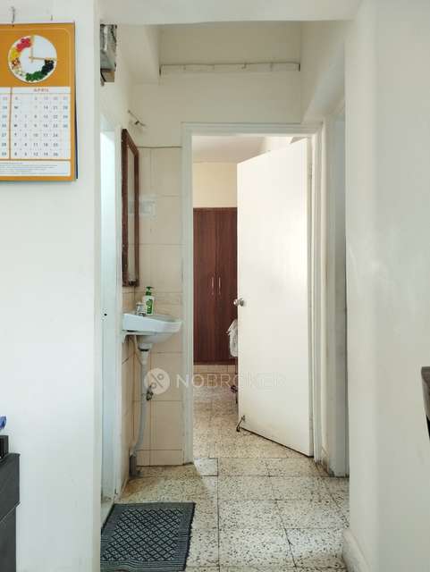 2 BHK Flat In Ganesh Chs For Sale  In Sector 28, Nerul