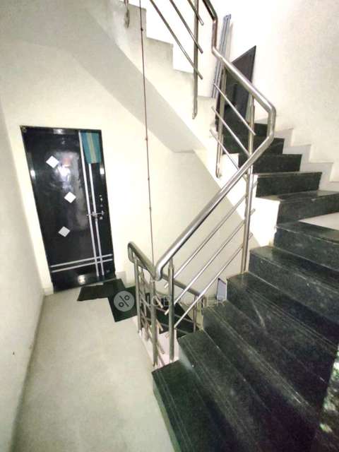 Single Room for Male In 1 BHK  In Gokhalenagar