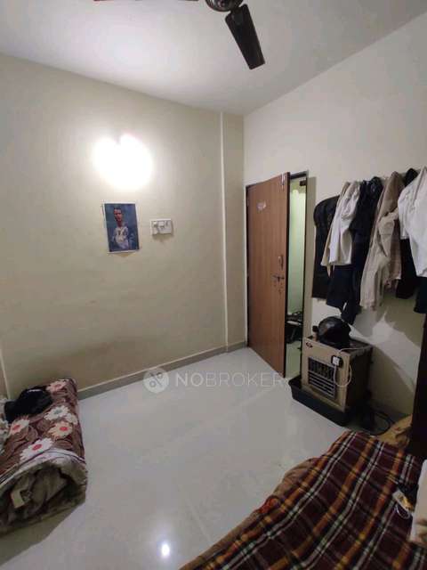 Single Room for Male In 1 BHK  In Gokhalenagar