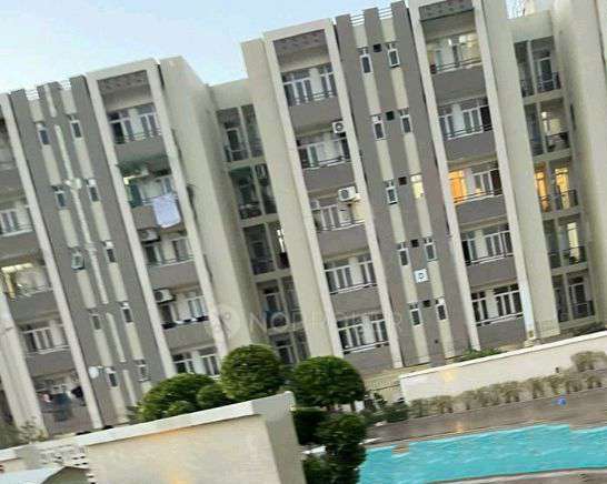 2 BHK Flat In Wave Executive Floors Nh 24 Ghaziabad for Rent  In Wave City