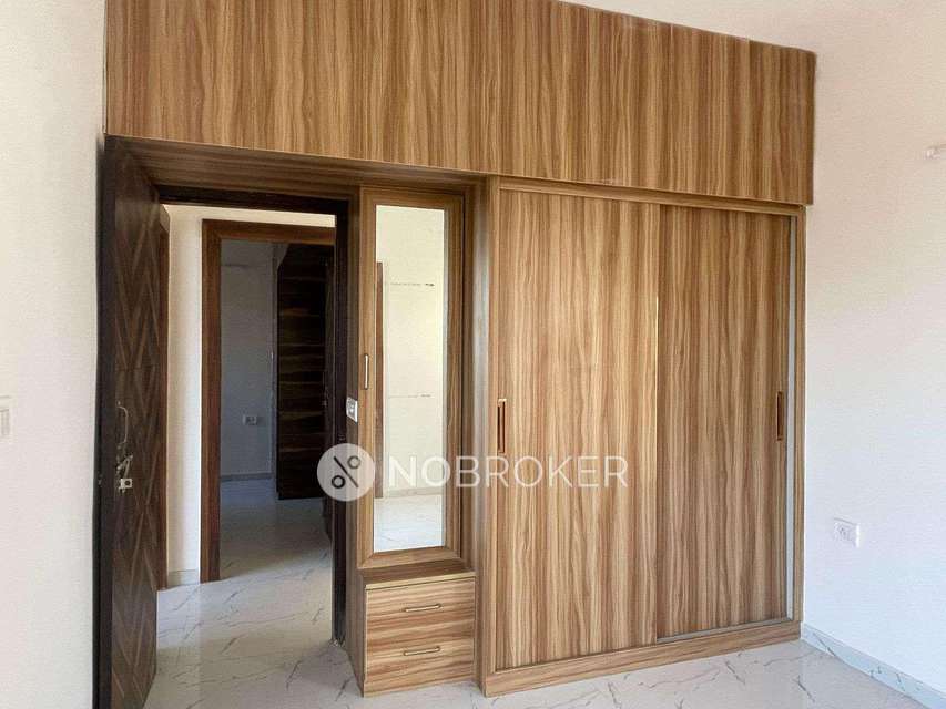 3 BHK Flat In Pivotal Paradise For Sale  In Sector 62