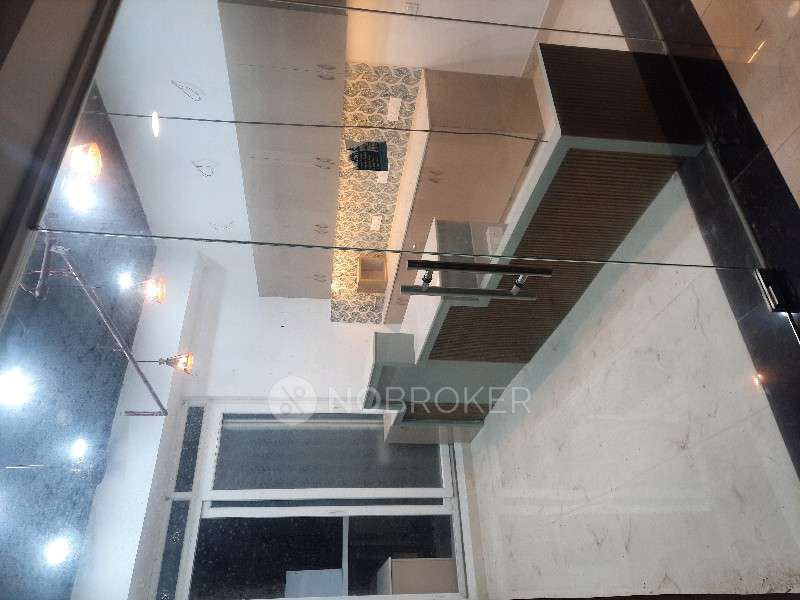 Shop in Sector 75, Noida for Rent 