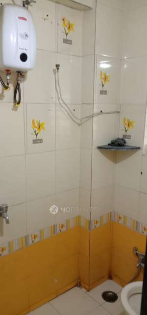 1 RK Flat In Rainbow Capital for Rent  In Mukundnagar Wellness Centre