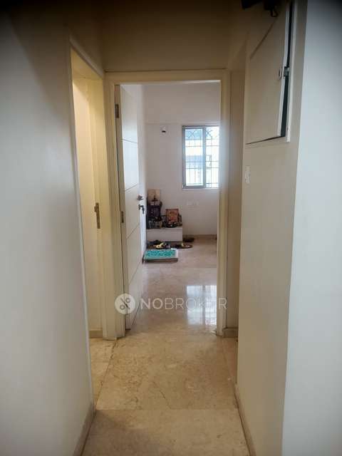 2 BHK Flat In Symphony Building For Sale  In Chembur